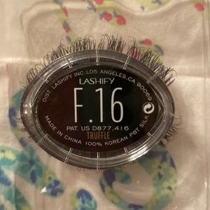 F16 truffle lashify lashes